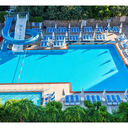Blue Star Hotell 4*